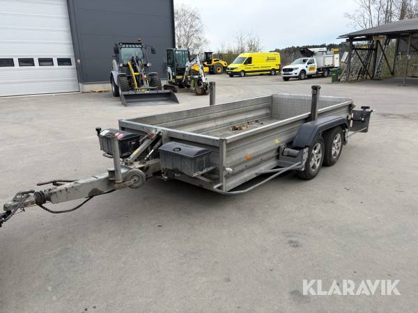 Höj och sänkbart släp Westbay Easy loader