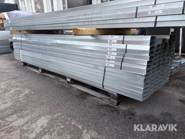 Plåtreglar 2985x45x120 166st