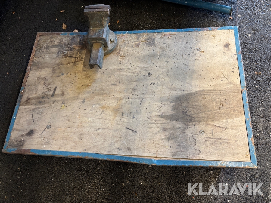 Arbetsbänk med skruvstäd Ridgid Matador fällbara ben