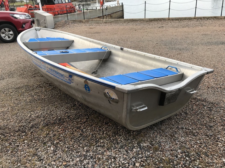 Roddbåt i aluminium