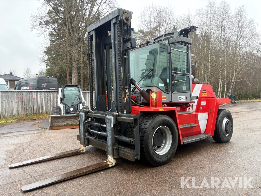 Dieseltruck Kalmar DCD 120-6 med korta chassit