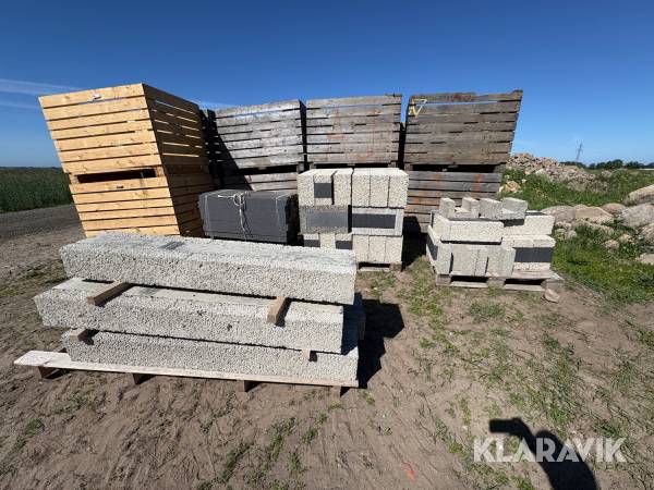 Parti med Lecablock samt balk och isolering. Isoblock