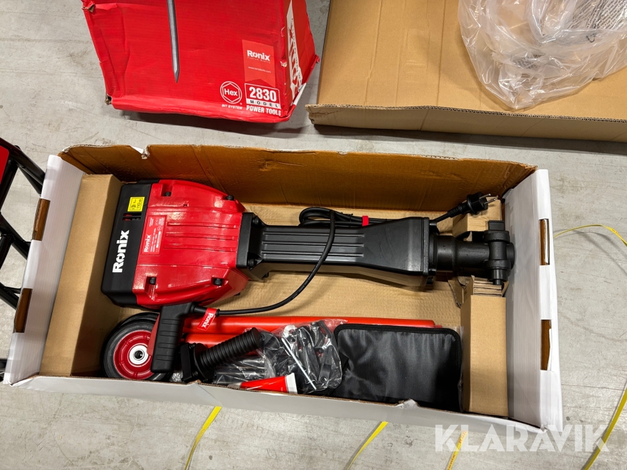 Bilningshammare 75j med vagn och AVS anitvibrationssystem - 2200W och 30Kg Ronix