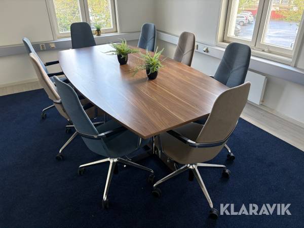Konferensbord Kinnarps Obereon med 8 stolar