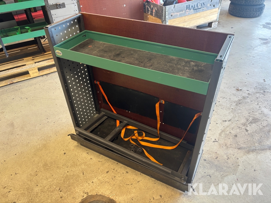 Verkstadsinredning till bil