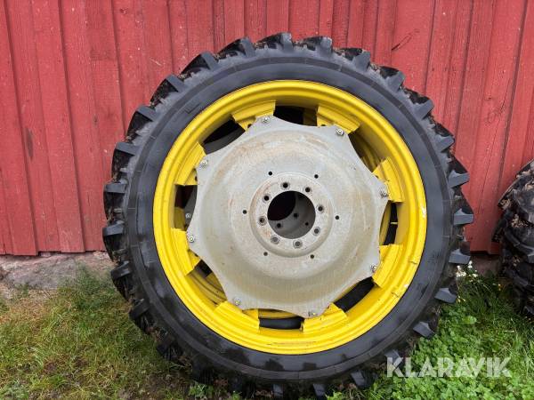 Hjul till traktor John Deere 12.4R46 Kleber 2st