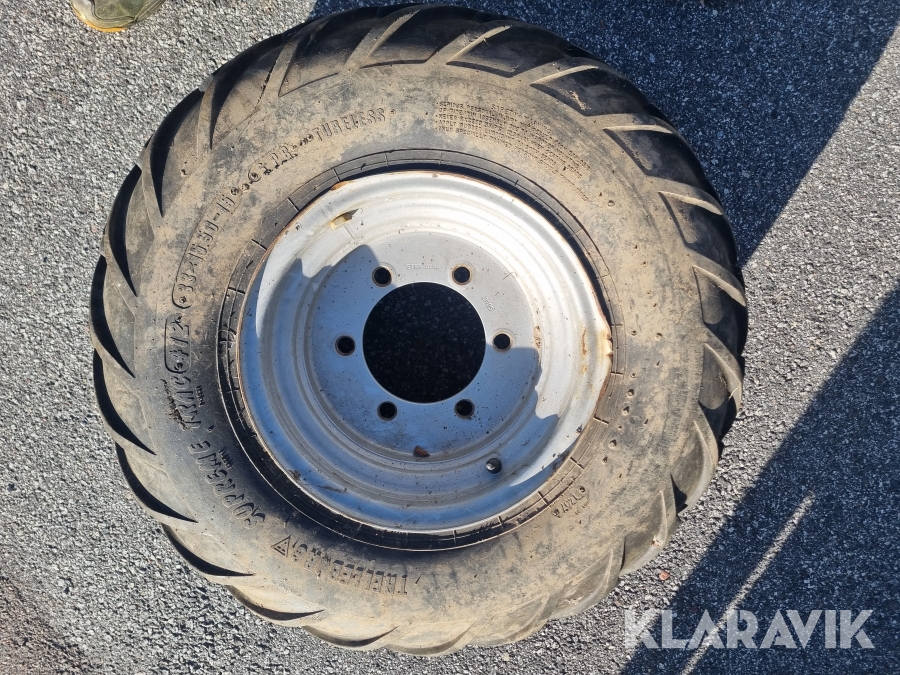 Entreprenaddäck Trelleborg 33x15.50-16 1st