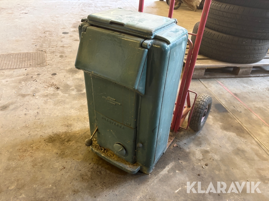 Kamin Husqvarna
