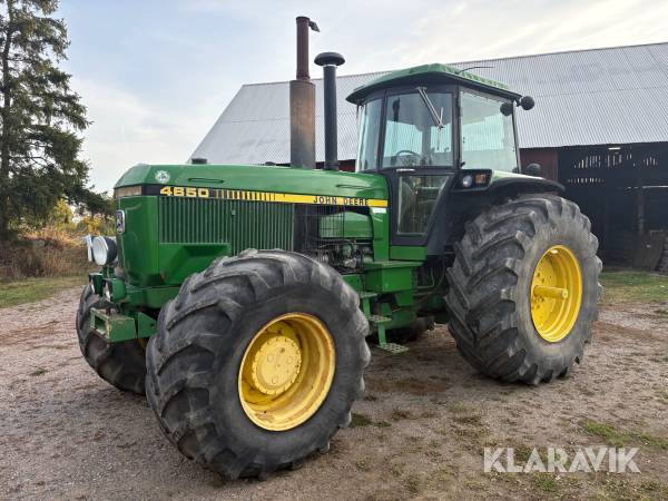 Traktor John Deere 4650