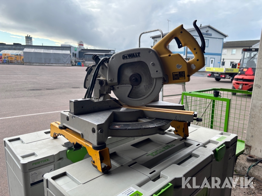 Kap- och gjersåg Dewalt DW707
