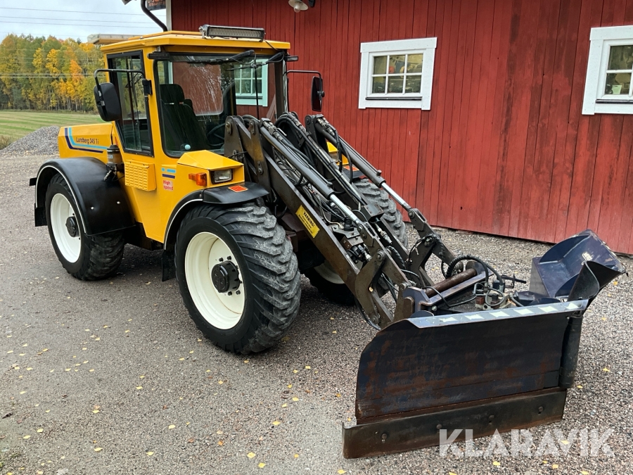 Redskapsbärare/Hjullastare Lundberg 345 Ti med flera redskap