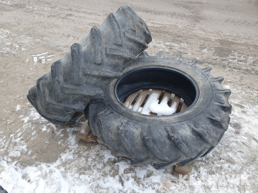 Traktordäck 2 st Nokia 16.9-30