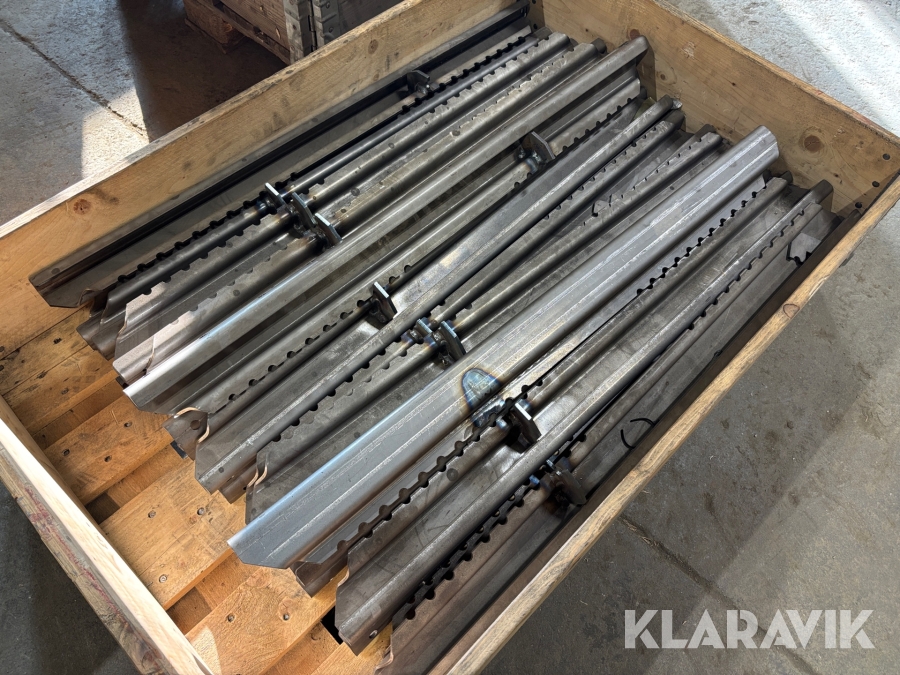 Bandsteg till pistmaskin