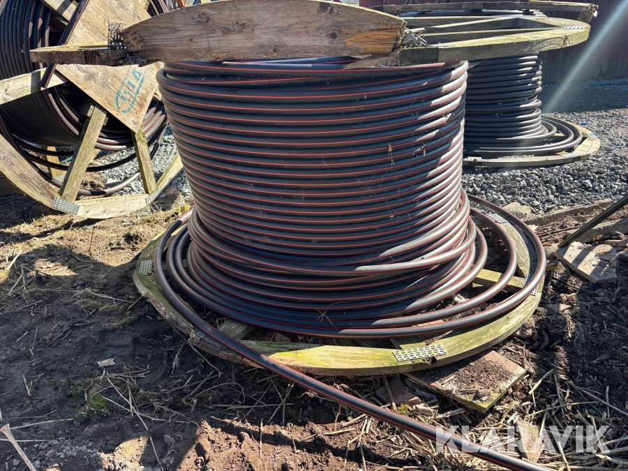 Pem slang Wavin Pe os rd 40/32,6mm 629meter