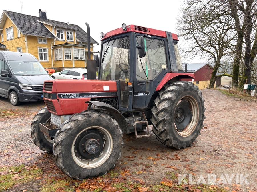 Traktor Case IH 685XL