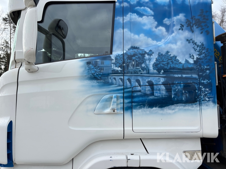 Kranbil med tipp Scania R560lb8x4*4hnb Tridem med Palfinger PK 33002-EH