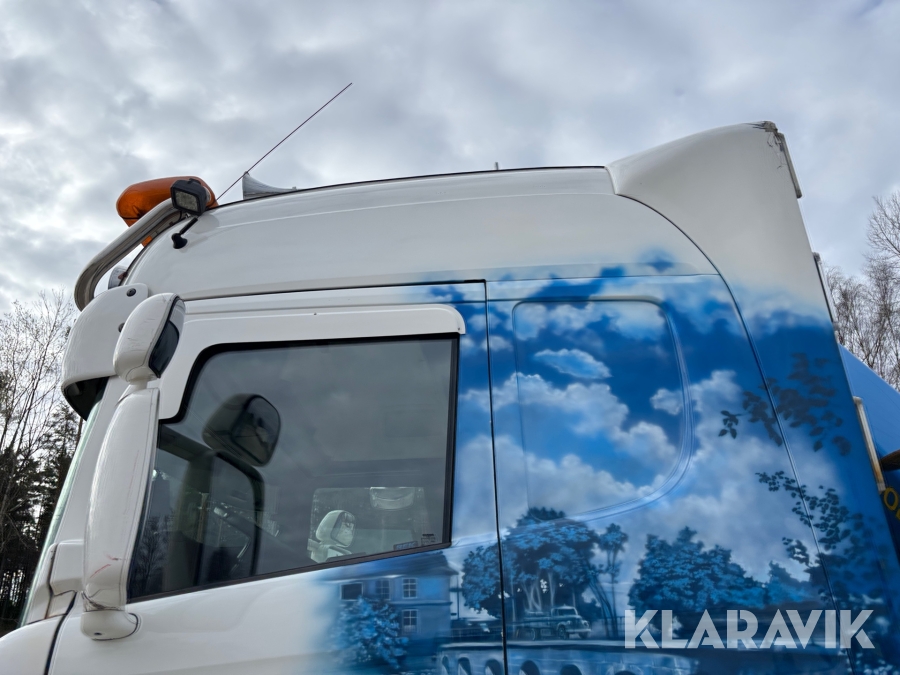 Kranbil med tipp Scania R560lb8x4*4hnb Tridem med Palfinger PK 33002-EH