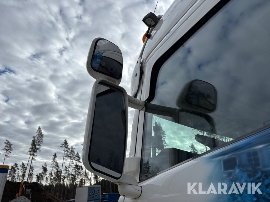 Kranbil med tipp Scania R560lb8x4*4hnb Tridem med Palfinger PK 33002-EH