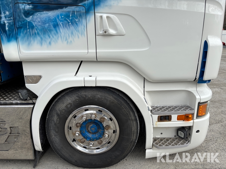 Kranbil med tipp Scania R560lb8x4*4hnb Tridem med Palfinger PK 33002-EH