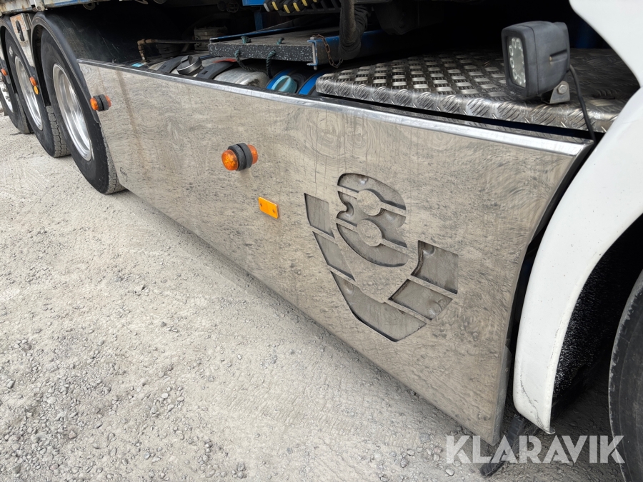 Kranbil med tipp Scania R560lb8x4*4hnb Tridem med Palfinger PK 33002-EH