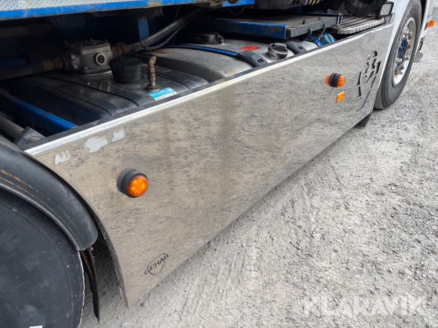 Kranbil med tipp Scania R560lb8x4*4hnb Tridem med Palfinger PK 33002-EH