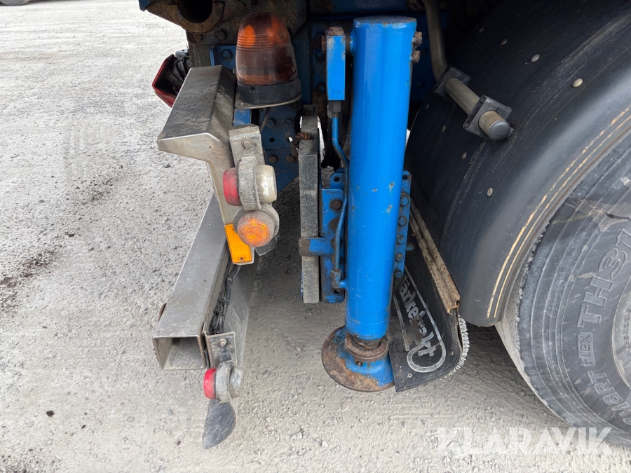 Kranbil med tipp Scania R560lb8x4*4hnb Tridem med Palfinger PK 33002-EH