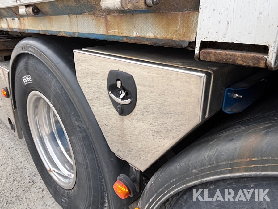 Kranbil med tipp Scania R560lb8x4*4hnb Tridem med Palfinger PK 33002-EH