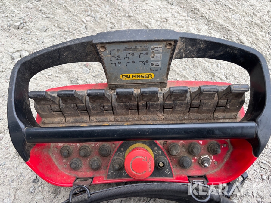 Kranbil med tipp Scania R560lb8x4*4hnb Tridem med Palfinger PK 33002-EH