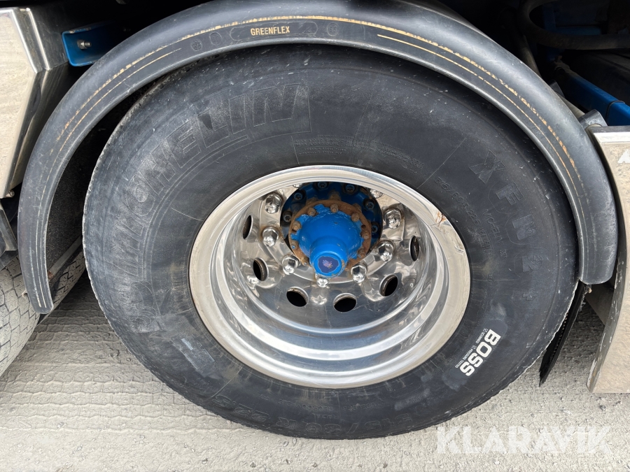 Kranbil med tipp Scania R560lb8x4*4hnb Tridem med Palfinger PK 33002-EH