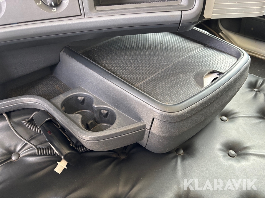 Kranbil med tipp Scania R560lb8x4*4hnb Tridem med Palfinger PK 33002-EH