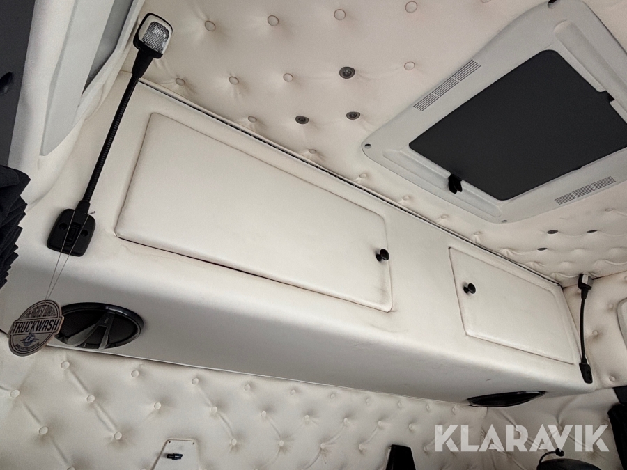 Kranbil med tipp Scania R560lb8x4*4hnb Tridem med Palfinger PK 33002-EH