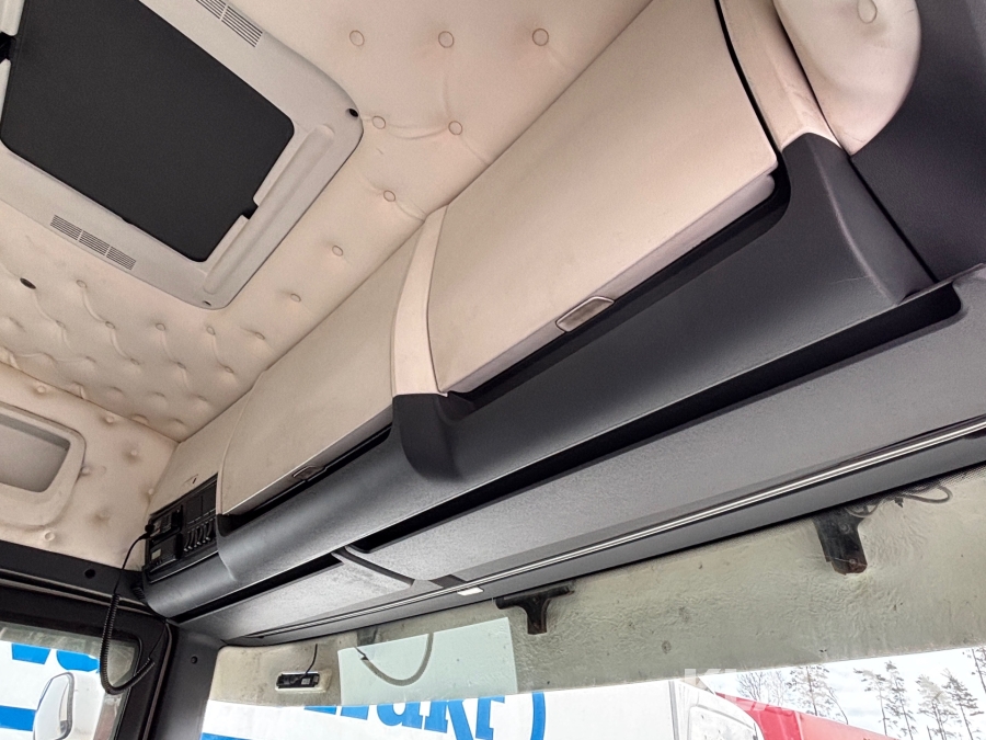 Kranbil med tipp Scania R560lb8x4*4hnb Tridem med Palfinger PK 33002-EH