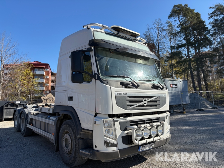 Lastväxlare Volvo FM 6x2 med Schaktflak