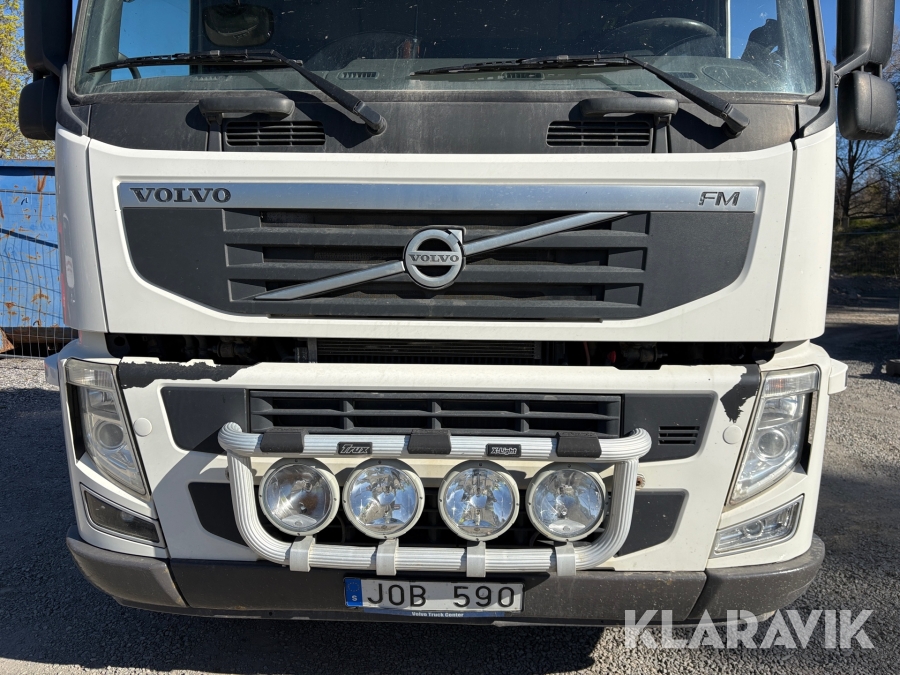 Lastväxlare Volvo FM 6x2 med Schaktflak