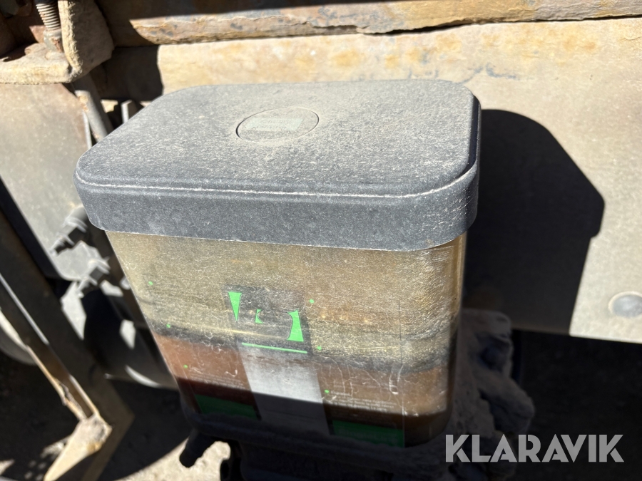 Lastväxlare Volvo FM 6x2 med Schaktflak