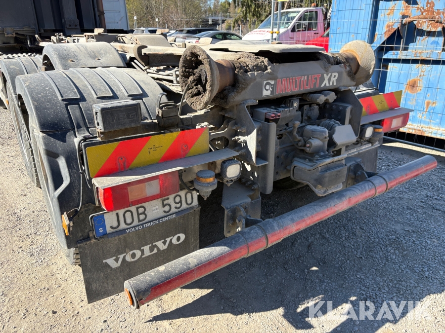 Lastväxlare Volvo FM 6x2 med Schaktflak