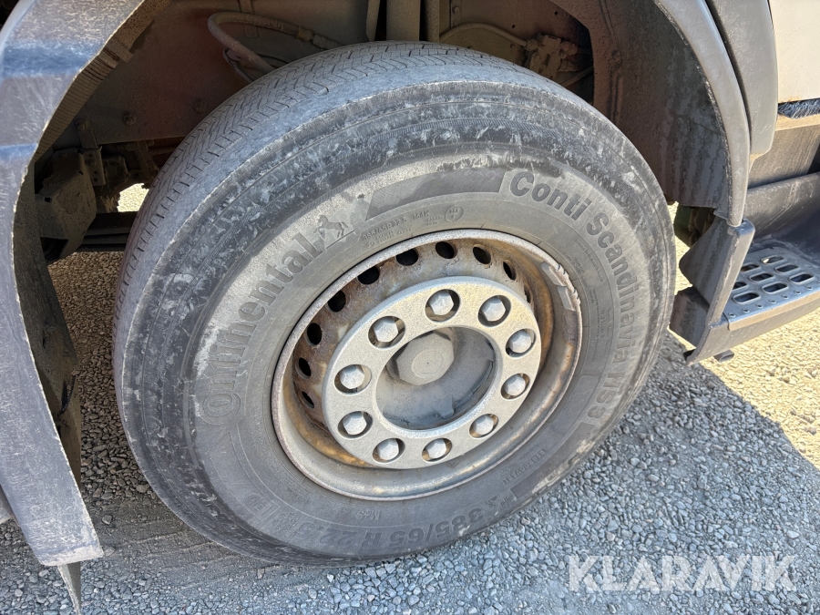 Lastväxlare Volvo FM 6x2 med Schaktflak