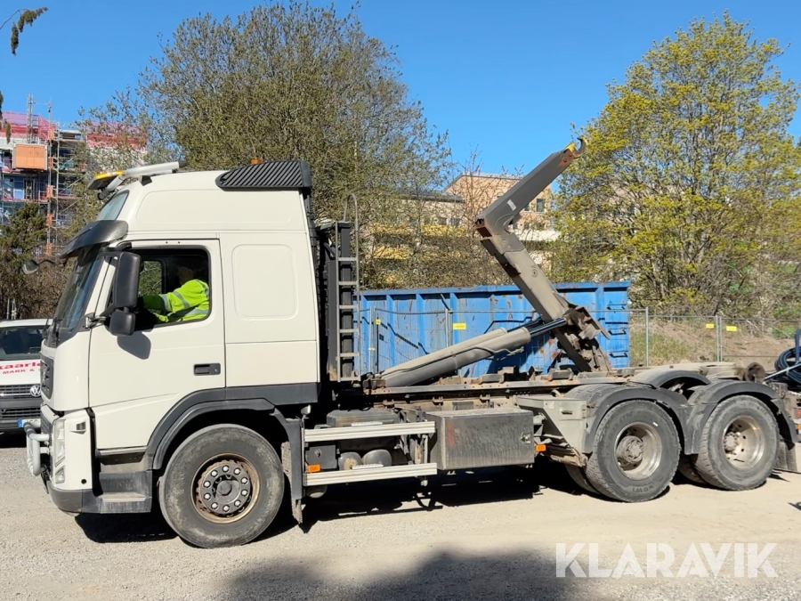 Lastväxlare Volvo FM 6x2 med Schaktflak