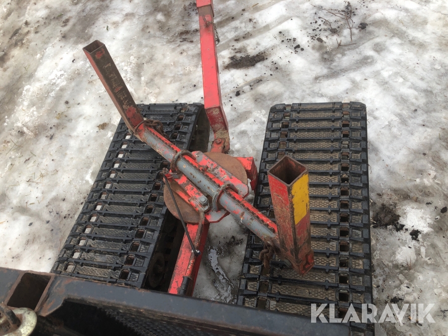Järnhästen / Älgdragare med vagn