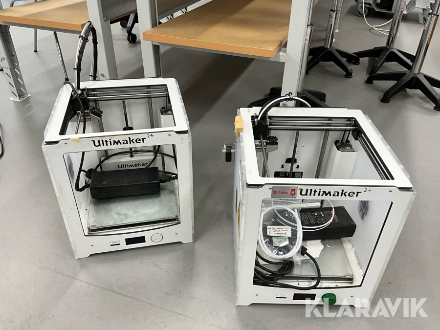 3D printer Ultimaker 2+ med material