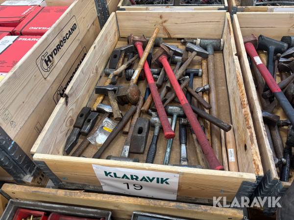 Blandpall med hammare