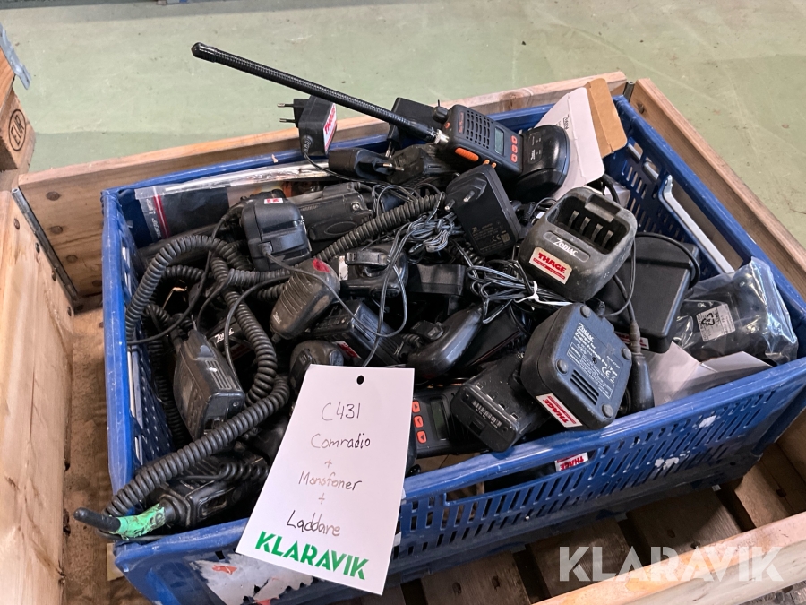 Comradio, monofon, laddare