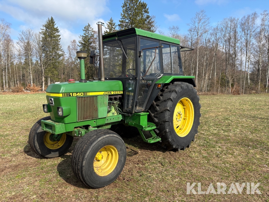 Traktor John Deere 1640