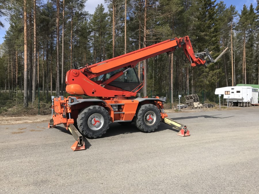 Teleskoplastare m Gafflar, Personkorg & Vinsch 