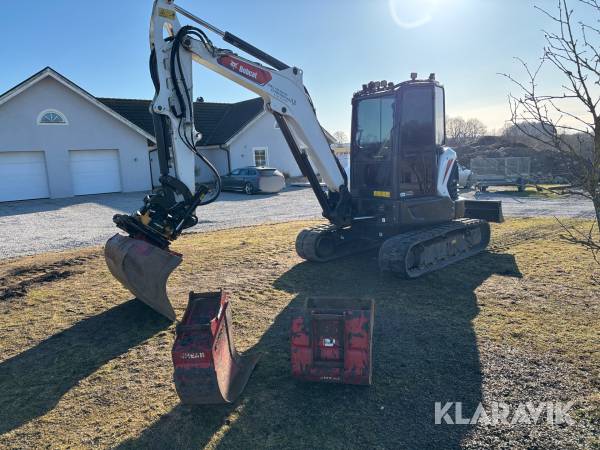 Grävmaskin Bobcat E55 Z med tilrotator och redskap