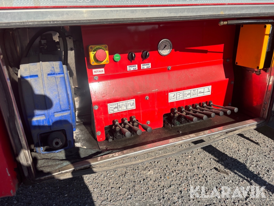 Bärgningsbil DAF LF 210 med eurotechnik byggnation
