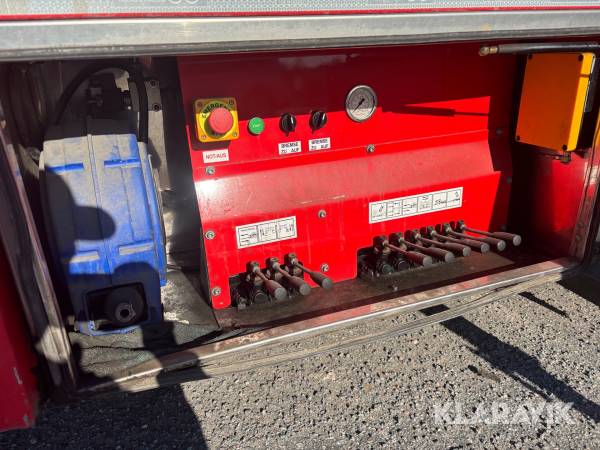 Bärgningsbil DAF LF 210 med eurotechnik byggnation
