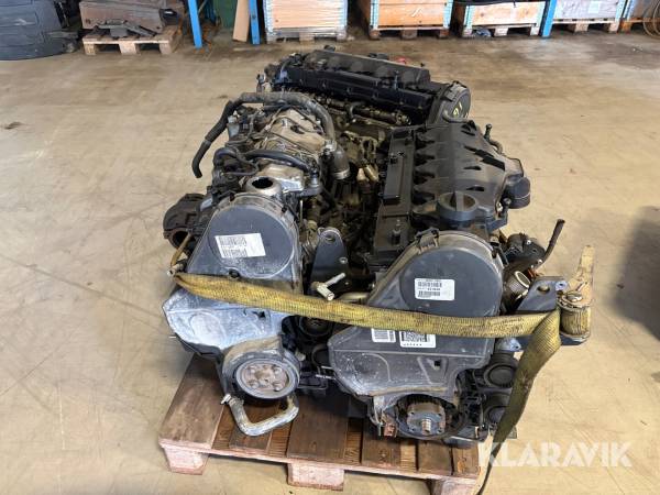Tre stycken reservdelsmotorer Volvo D5