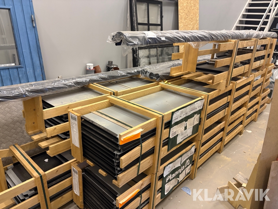 Komplett Plåttak Plannja Trend 475 0,6 stil typ D ca 180m3 svart