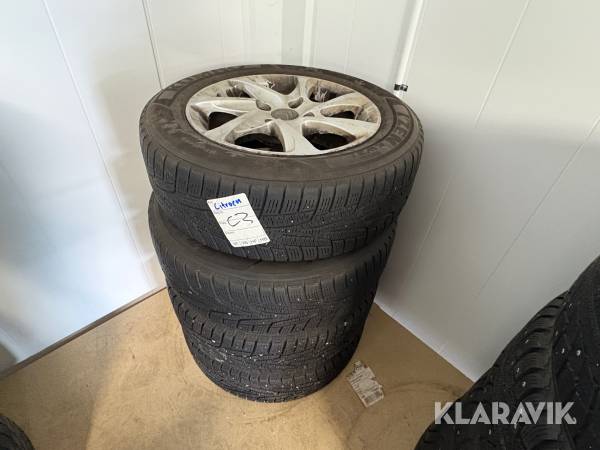 Året runt däck med Aluminiumfälgar Kumho I’zen KW31 Citroën C3 185/65R15 4st